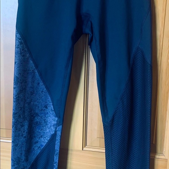 💲FINAL SALE💲NWOT Joy Lab workout, active wear leggings - Picture 3 of 6